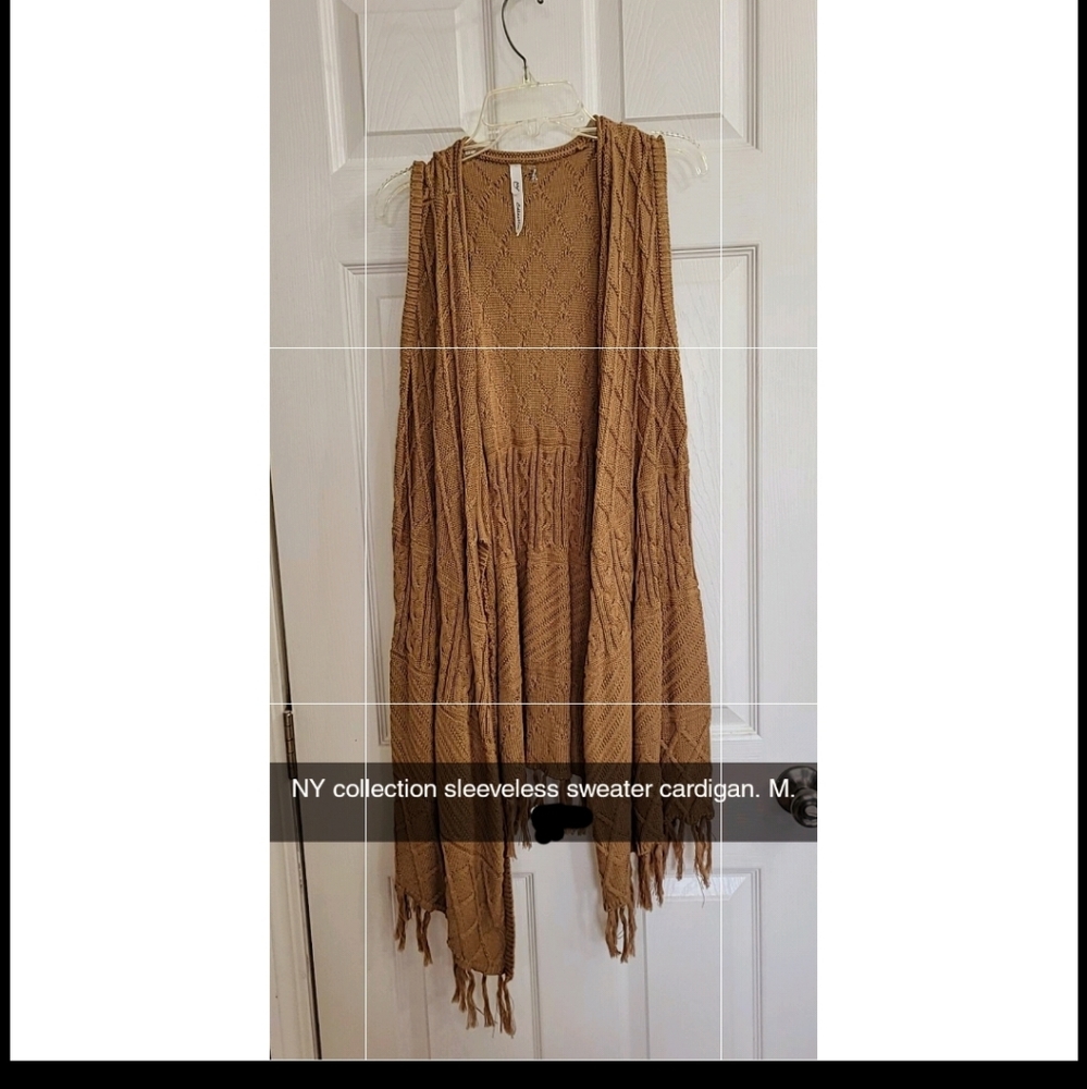 Sleeveless sweater cardigan